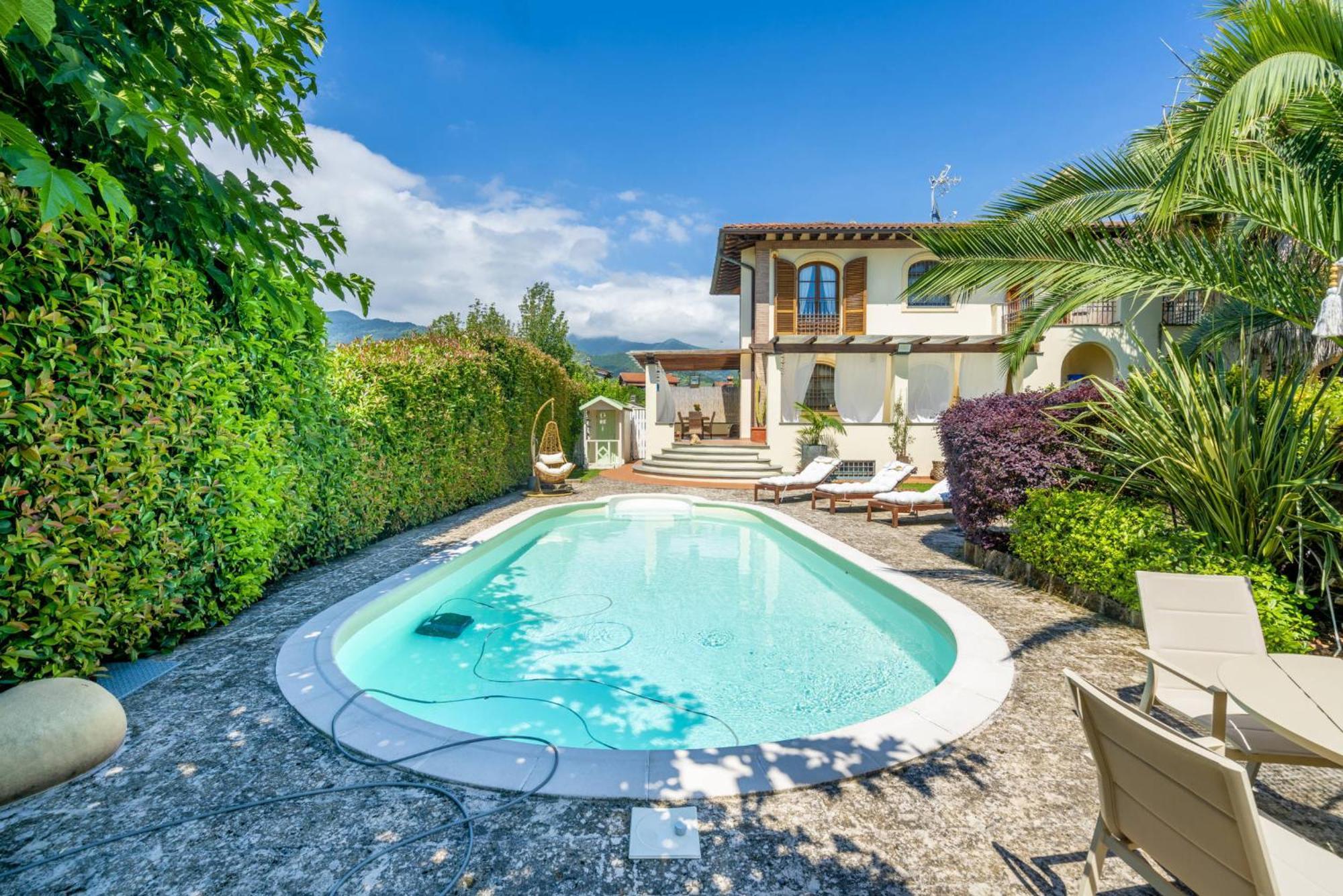 Villa Lorenzo Querceta Exterior foto